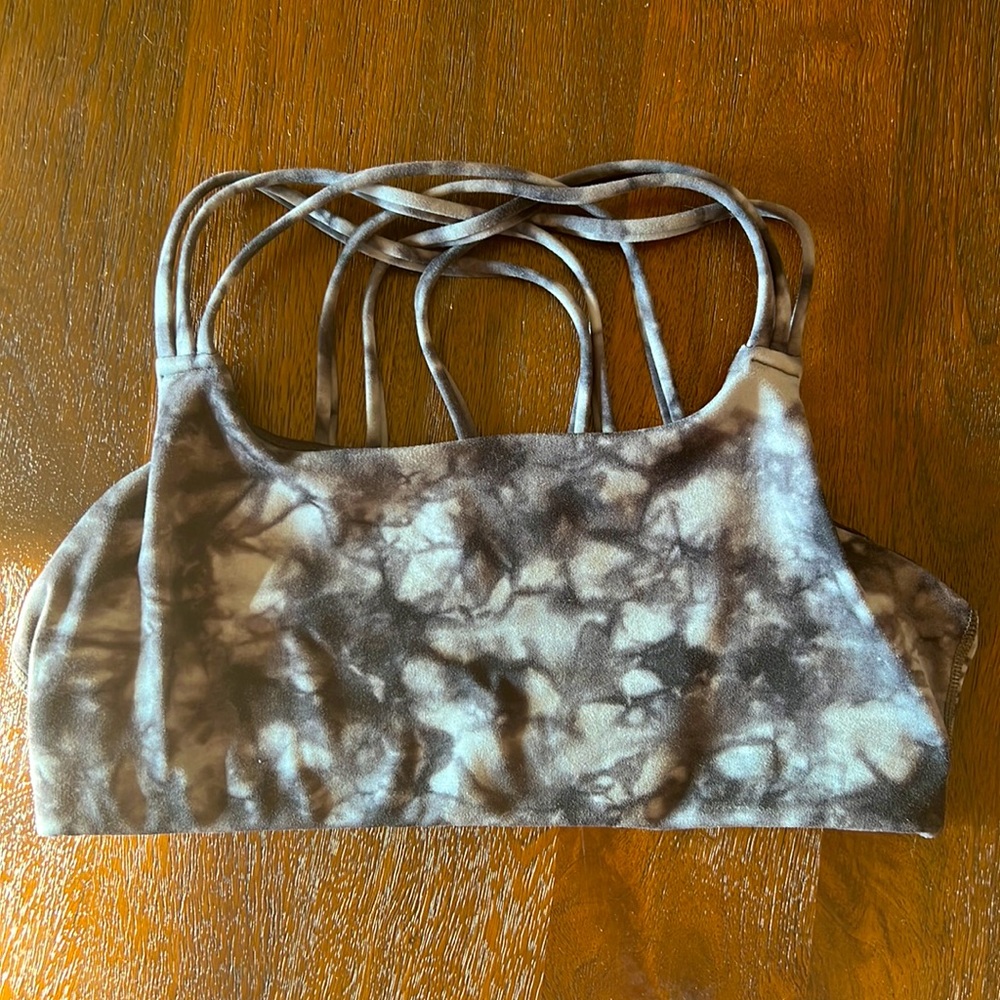 ATHLETA black and grey tie dyed sports bra/yoga top